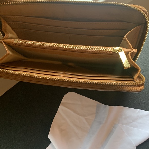 Tory Burch Miller Leather Continental Medium Wallet Vintage - Picture 2 of 3